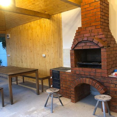 Pensiunea Cretisoara Cîmpulung Exterior foto