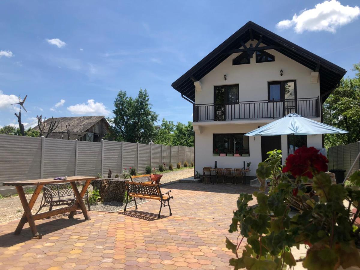 Pensiunea Cretisoara Cîmpulung Exterior foto